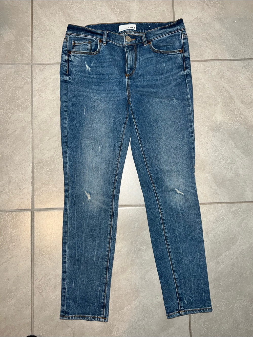 LOFT Modern Skinny Jeans Size 27/4 Medium Wash Distressed Stretch Denim